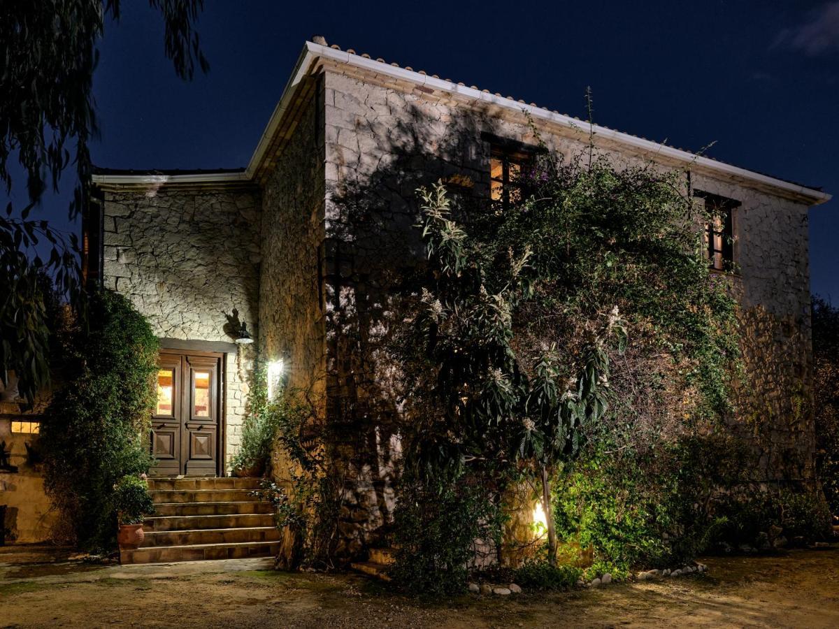 Vafias Villa - Tranquil Location, Ideal For Large Groups, By Zantewize Lithakia  Exterior photo
